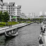 Daire Aveiro, Ria E Fado